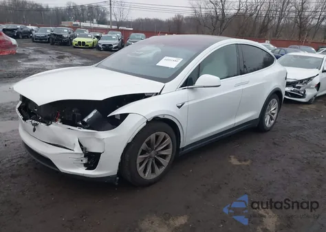 2018 Tesla Model X 100D/75D/P100D из США, поврежденный, VIN 5YJXCBE20JF132559